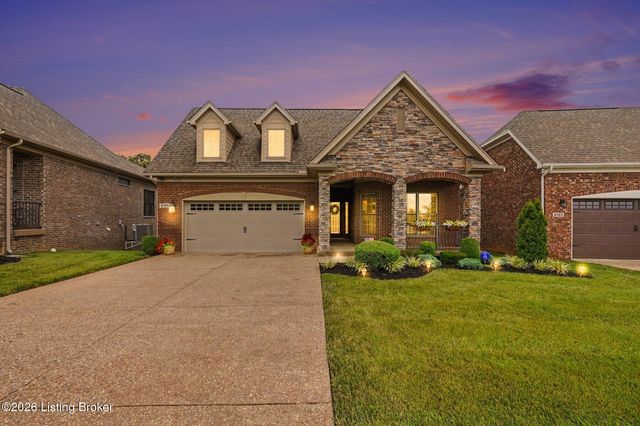 2105 Centurion Way, Louisville, KY 40245