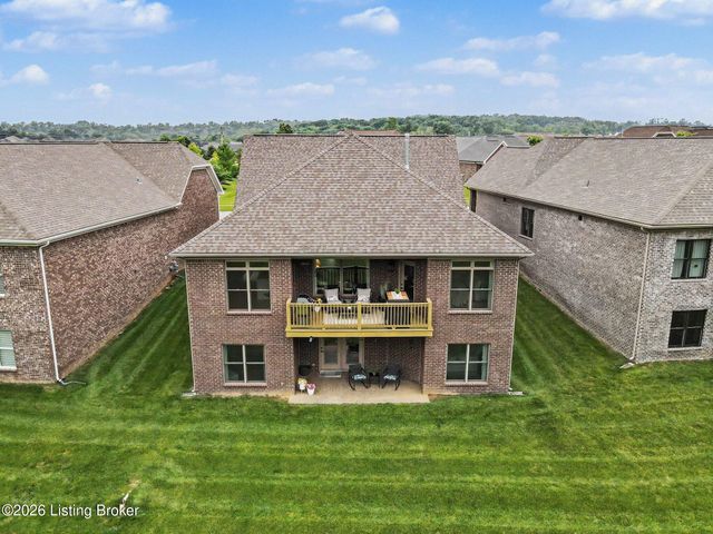 2105 Centurion Way, Louisville, KY 40245