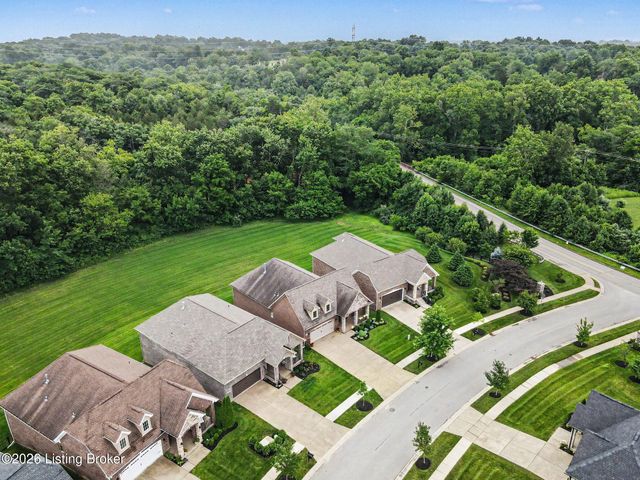 2105 Centurion Way, Louisville, KY 40245