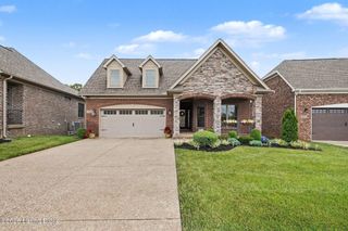 2105 Centurion Way, Louisville, KY 40245
