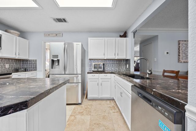 1001 Canterbury TRL, Georgetown, TX 78626