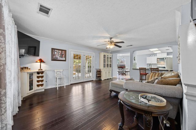 1001 Canterbury TRL, Georgetown, TX 78626