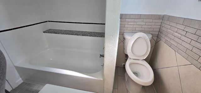 3900 50TH AVENUE N, St Petersburg, FL 33714