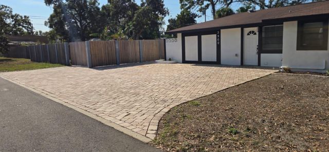 3900 50TH AVENUE N, St Petersburg, FL 33714