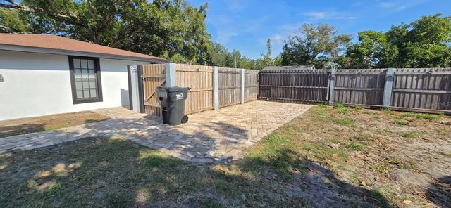 3900 50TH AVENUE N, St Petersburg, FL 33714
