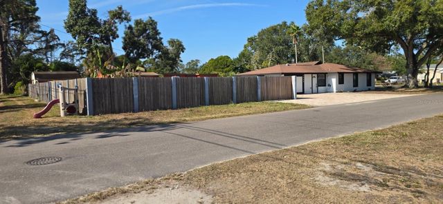 3900 50TH AVENUE N, St Petersburg, FL 33714