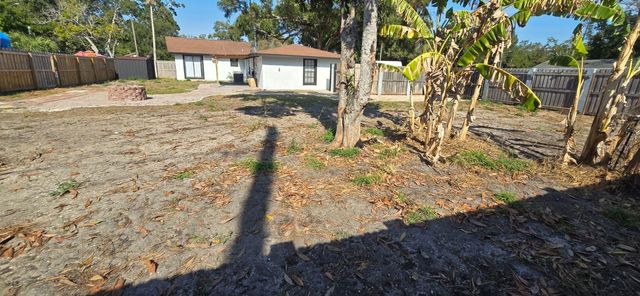3900 50TH AVENUE N, St Petersburg, FL 33714