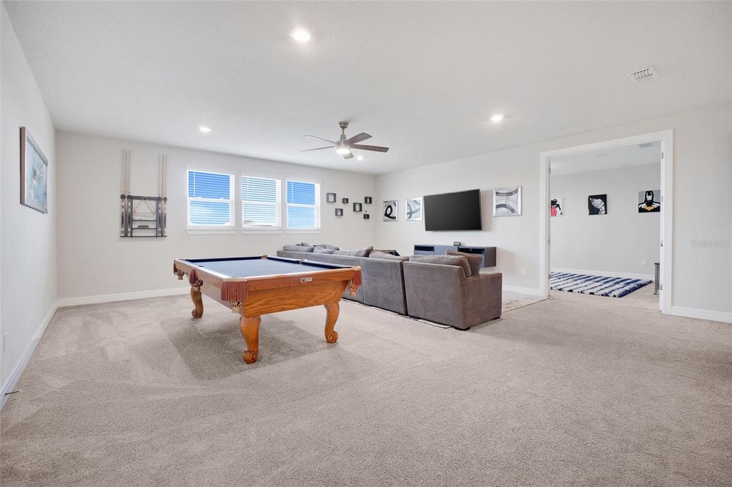 Image 39 of property listing at 13827 TYBEE BEACH LANE, Orlando, FL 32827