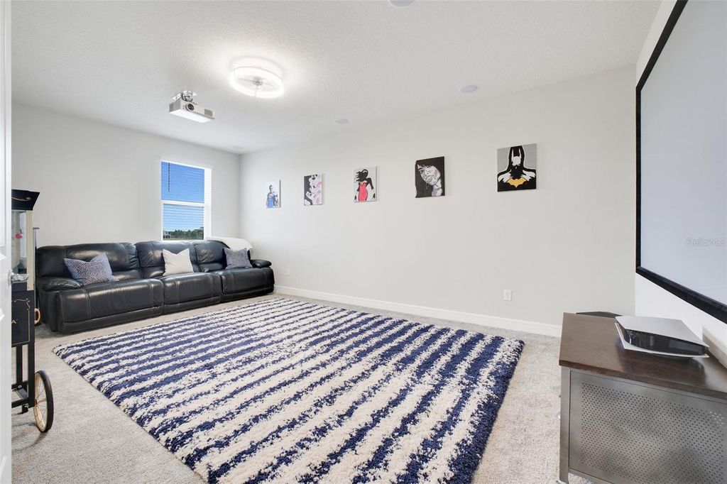 Image 40 of property listing at 13827 TYBEE BEACH LANE, Orlando, FL 32827