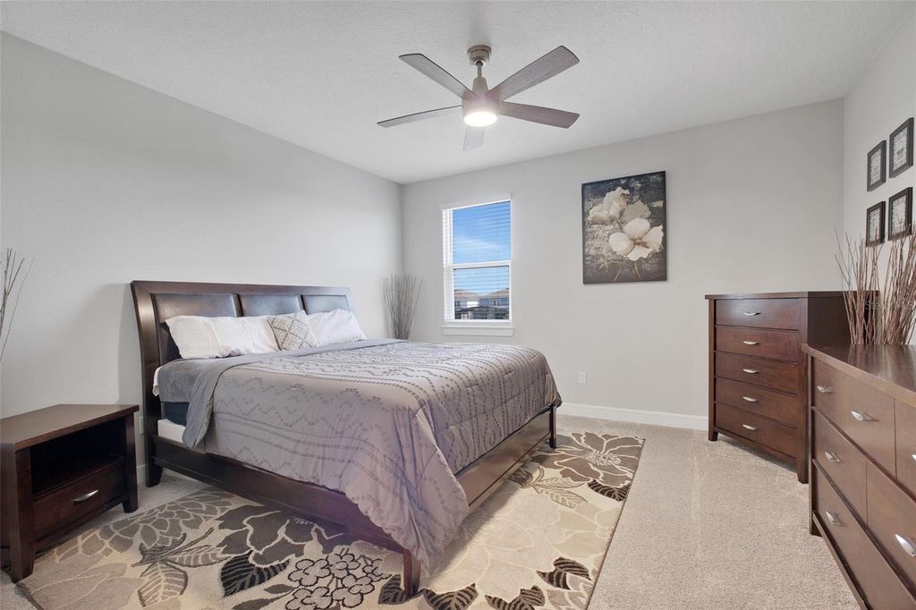 Image 45 of property listing at 13827 TYBEE BEACH LANE, Orlando, FL 32827