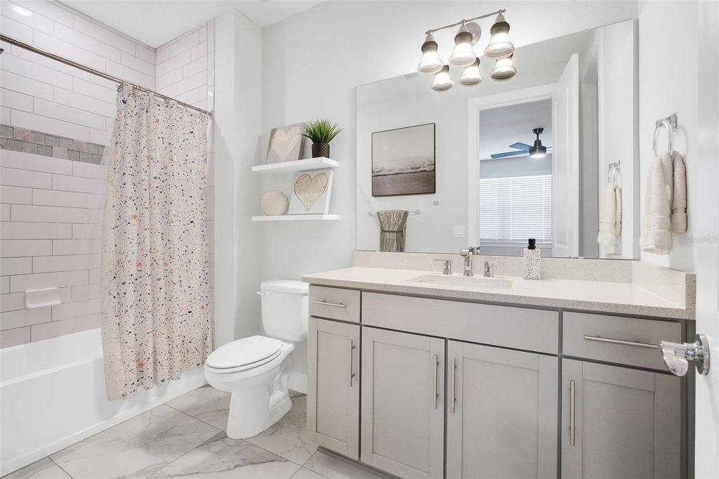 Image 53 of property listing at 13827 TYBEE BEACH LANE, Orlando, FL 32827