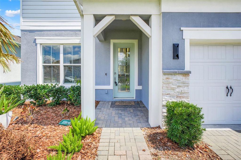 Image 7 of property listing at 13827 TYBEE BEACH LANE, Orlando, FL 32827