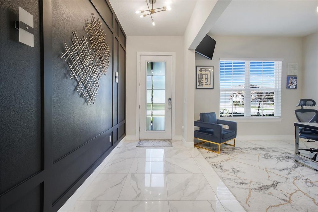 Image 8 of property listing at 13827 TYBEE BEACH LANE, Orlando, FL 32827