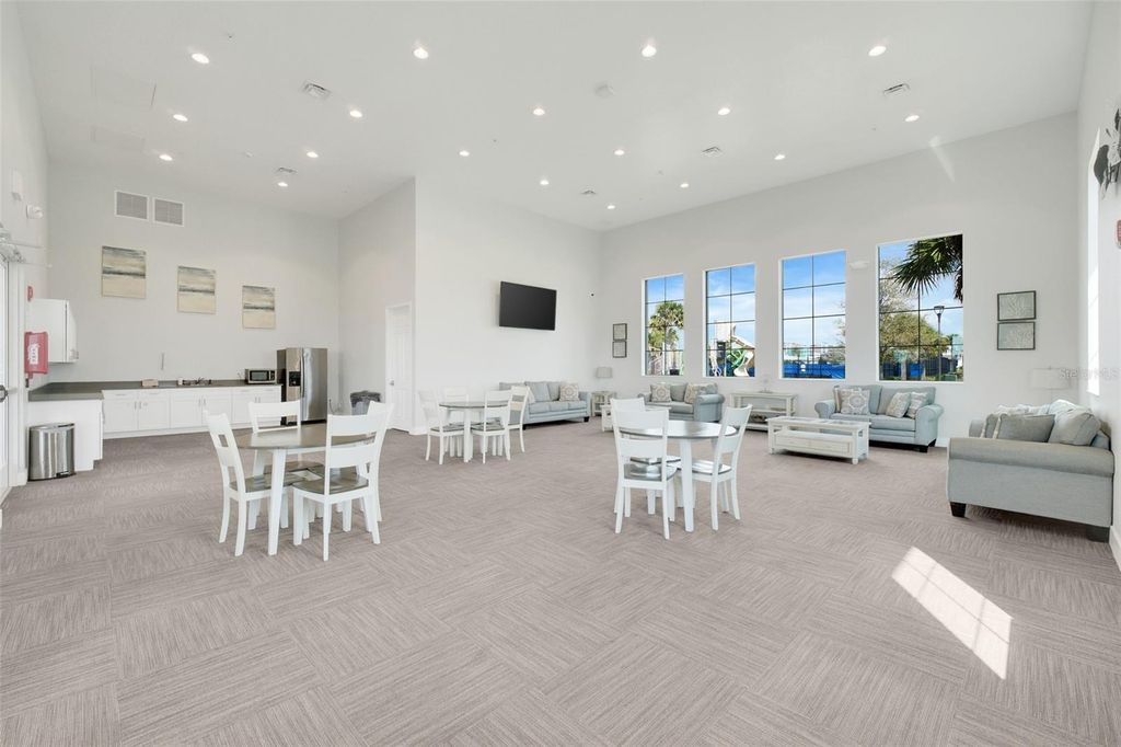 Image 73 of property listing at 13827 TYBEE BEACH LANE, Orlando, FL 32827