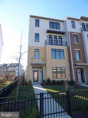 1428 RIBBON LIMESTONE TER SE #108, Leesburg, VA 20175