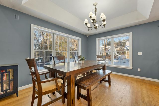 19 Sheffield Street, Hudson, NH 03051