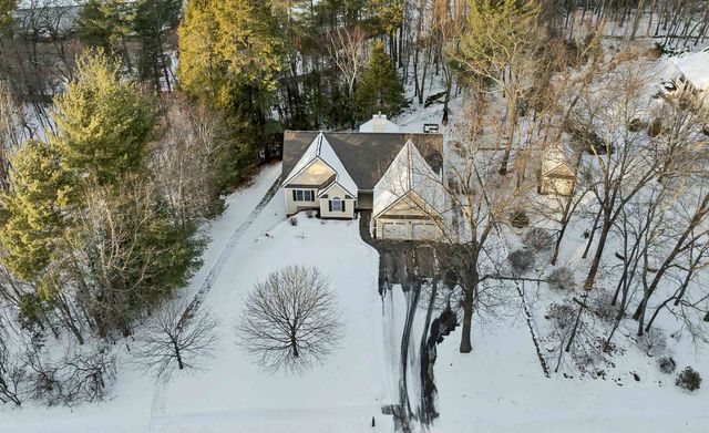 19 Sheffield Street, Hudson, NH 03051