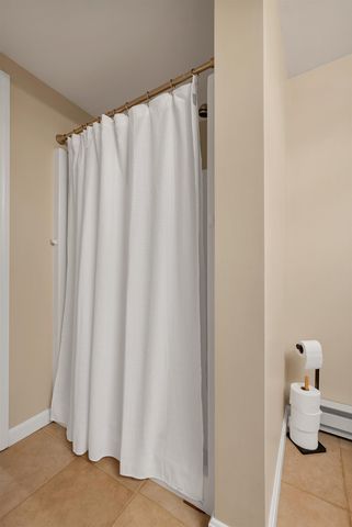 19 Sheffield Street, Hudson, NH 03051