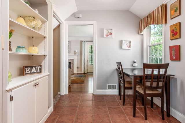 353 Stanbery Avenue, Bexley, OH 43209