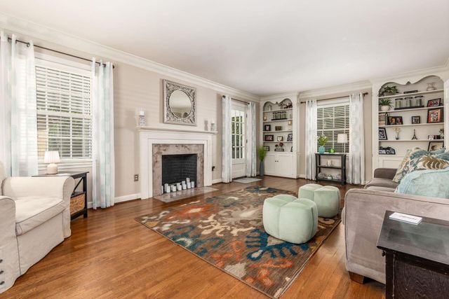 353 Stanbery Avenue, Bexley, OH 43209