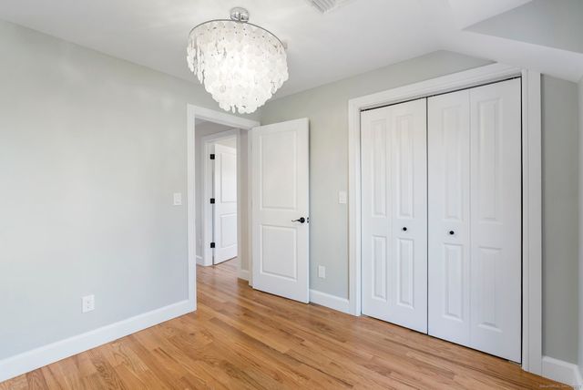 23 Clinton Avenue, Old Saybrook, CT 06475