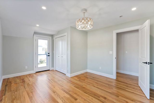 23 Clinton Avenue, Old Saybrook, CT 06475