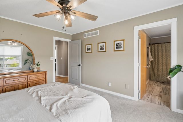 7018 Three Lakes Parkway, Des Moines, IA 50320