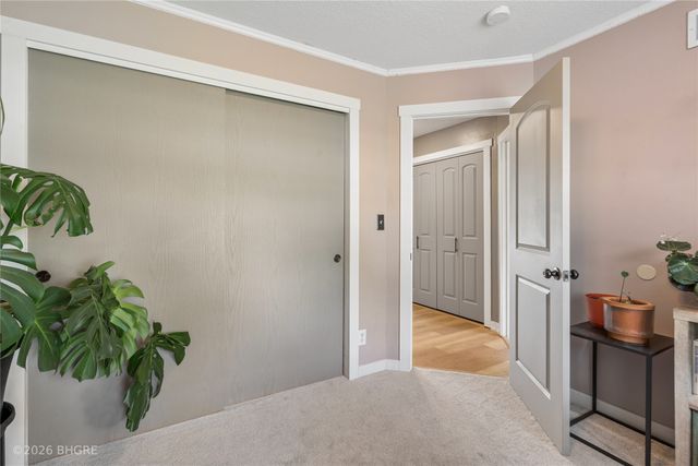 7018 Three Lakes Parkway, Des Moines, IA 50320