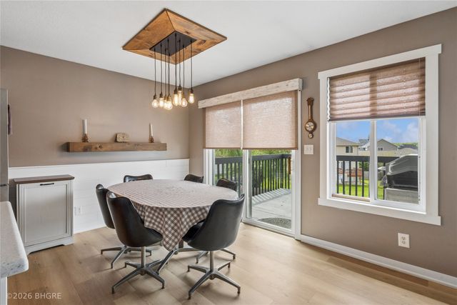 7018 Three Lakes Parkway, Des Moines, IA 50320