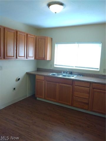 3025 Northgate Avenue, Youngstown, OH 44505