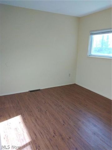 3025 Northgate Avenue, Youngstown, OH 44505