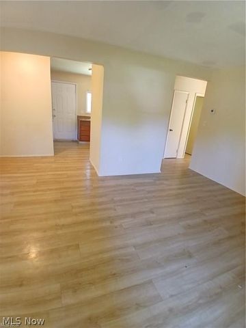 3025 Northgate Avenue, Youngstown, OH 44505