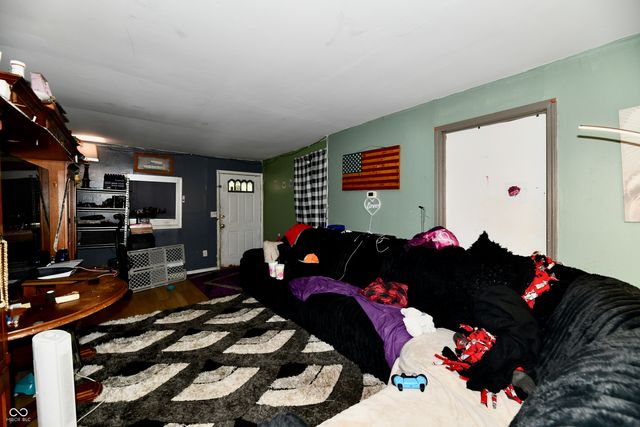 5623 E 18th Street, Indianapolis, IN 46218