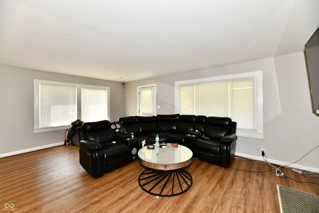 5623 E 18th Street, Indianapolis, IN 46218