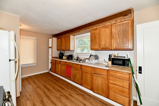 5623 E 18th Street, Indianapolis, IN 46218