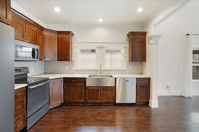 805 W Owings Street, Denison, TX 75020