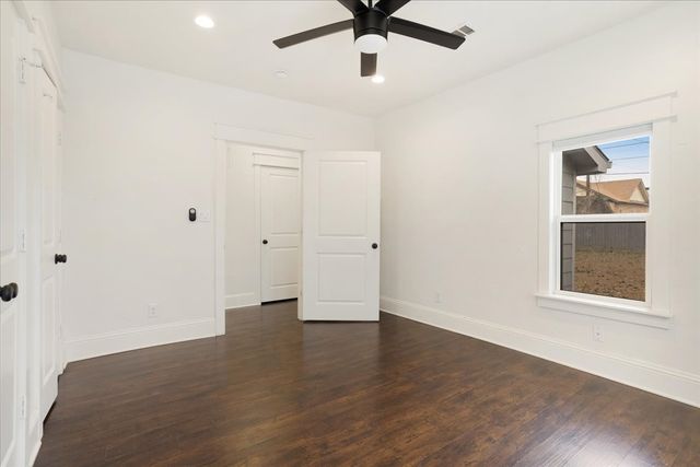 805 W Owings Street, Denison, TX 75020