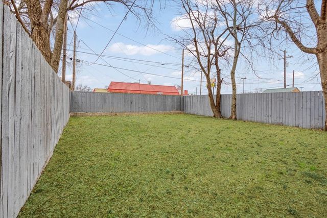 805 W Owings Street, Denison, TX 75020