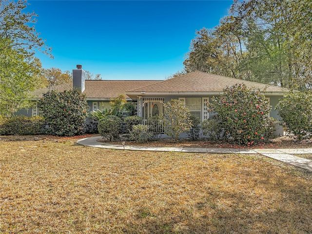 15271 SE 24TH STREET ROAD, Ocklawaha, FL 32179