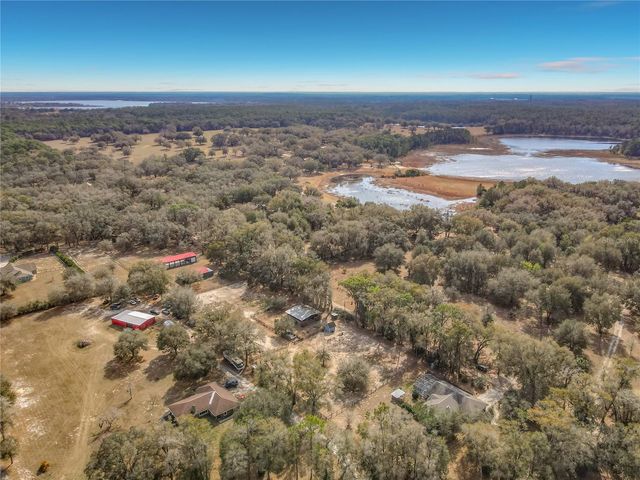 15271 SE 24TH STREET ROAD, Ocklawaha, FL 32179