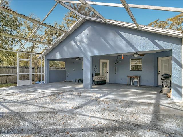 15271 SE 24TH STREET ROAD, Ocklawaha, FL 32179