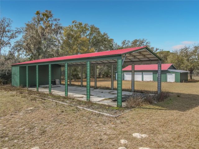 15271 SE 24TH STREET ROAD, Ocklawaha, FL 32179
