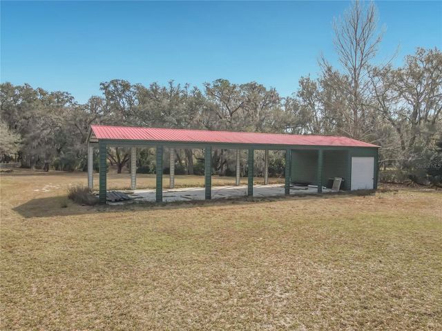 15271 SE 24TH STREET ROAD, Ocklawaha, FL 32179