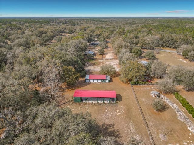 15271 SE 24TH STREET ROAD, Ocklawaha, FL 32179