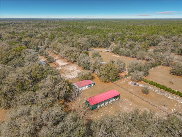 15271 SE 24TH STREET ROAD, Ocklawaha, FL 32179