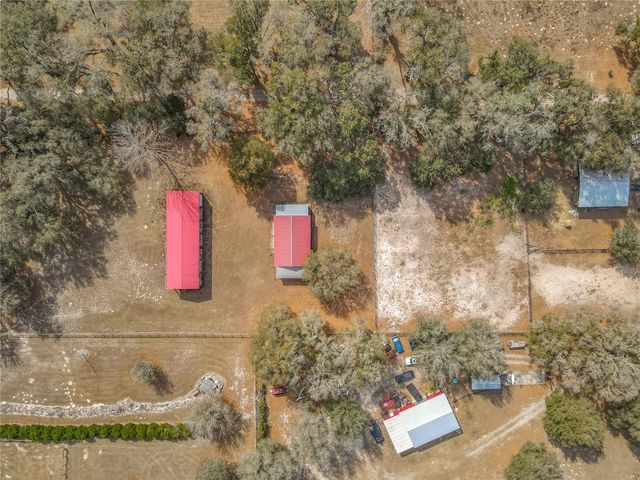 15271 SE 24TH STREET ROAD, Ocklawaha, FL 32179