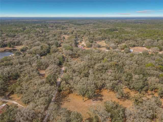 15271 SE 24TH STREET ROAD, Ocklawaha, FL 32179