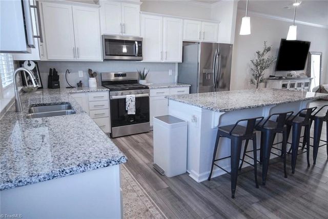 892 Falls Grove Trl Falls Grove Trail, High Point, NC 27265