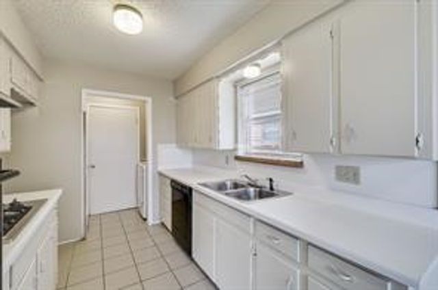 1228 Cordell Street, Denton, TX 76201