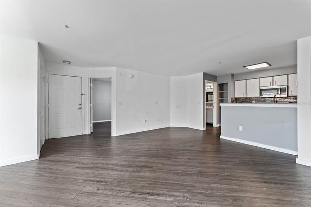 2203 KEY WEST COURT 422, Kissimmee, FL 34741